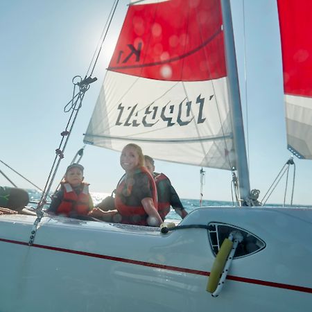 ホテル Robinson Apulia ウジェント エクステリア 写真